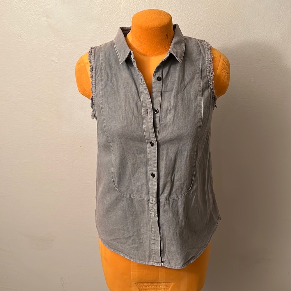 Free People Grey Button Down Linen Blend Top With Pockets and Raw Sleeve Hem SP